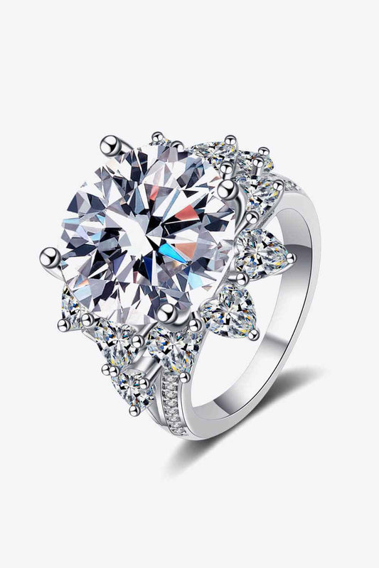 10 Carat Moissanite Flower-Shaped Ring - DevilShop