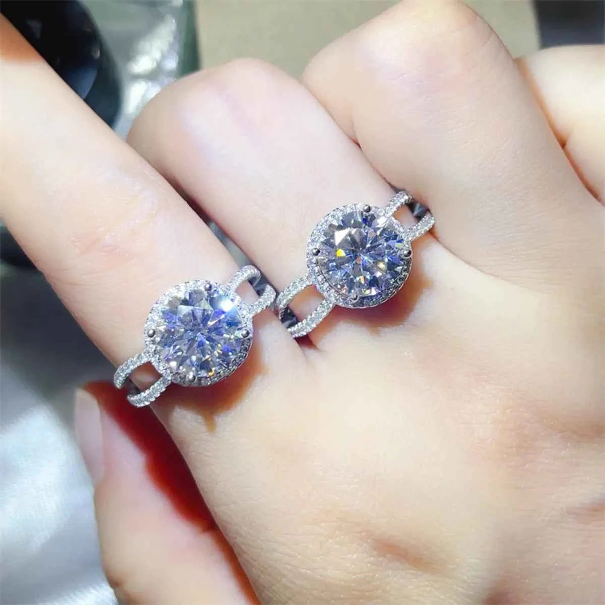2 Carat 925 Sterling Silver Moissanite Ring - DevilShop