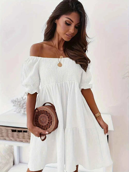 Robe à volants épaules dénudées avec manches courtes - DevilShop