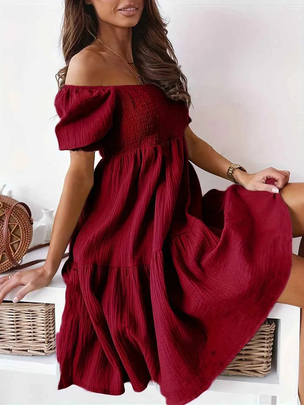 Robe à volants épaules dénudées avec manches courtes - DevilShop