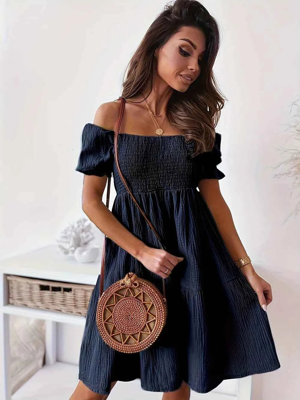 Robe à volants épaules dénudées avec manches courtes - DevilShop