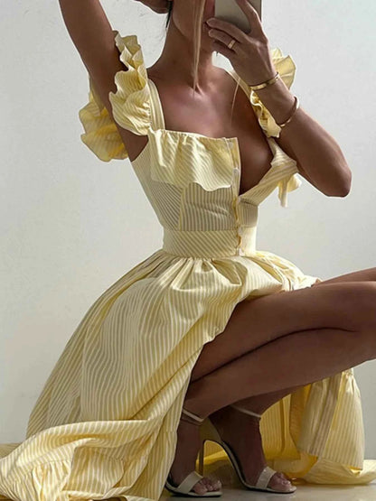 Robe à volants et à rayures, col carré - DevilShop