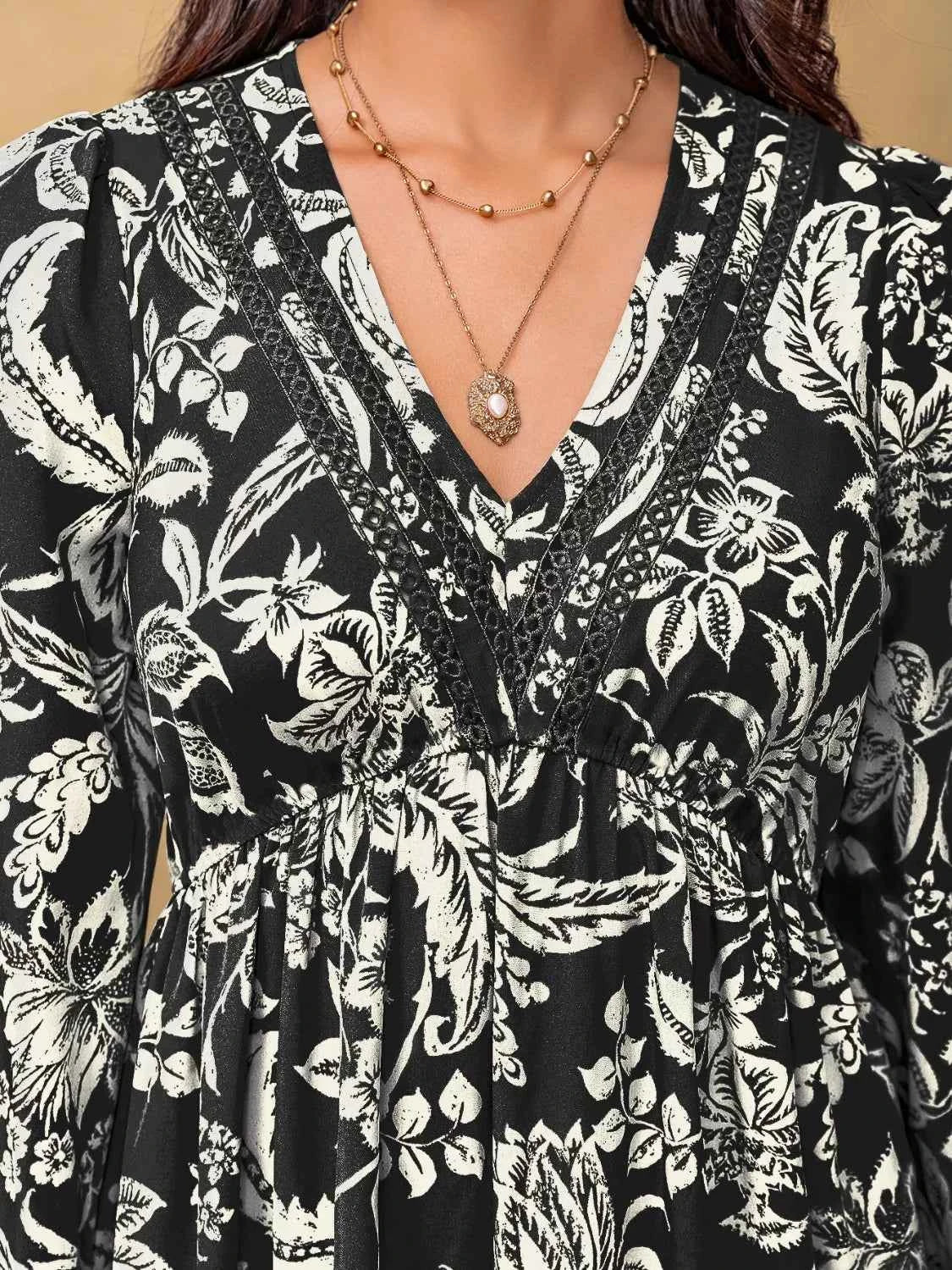 Plus Size Botanical Print Long Sleeve Midi Dress