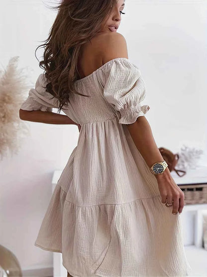 Robe à volants épaules dénudées avec manches courtes - DevilShop