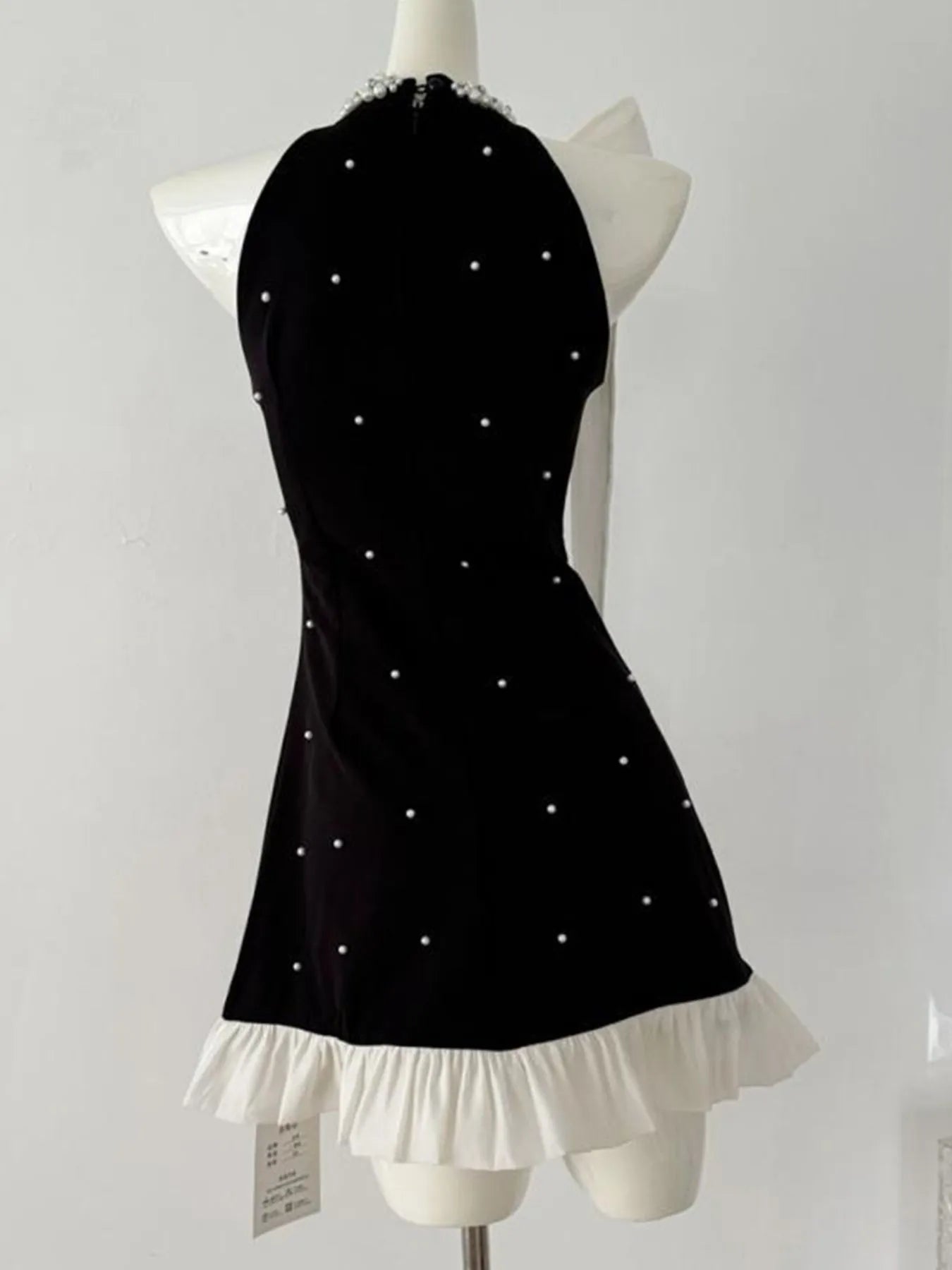 Pearl Detail Sleeveless Mini Dress - DevilShop