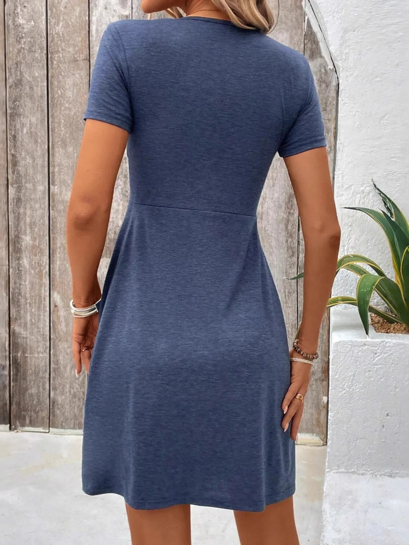 Twist Front V-Neck Short Sleeve Casual Dress - DevilShop