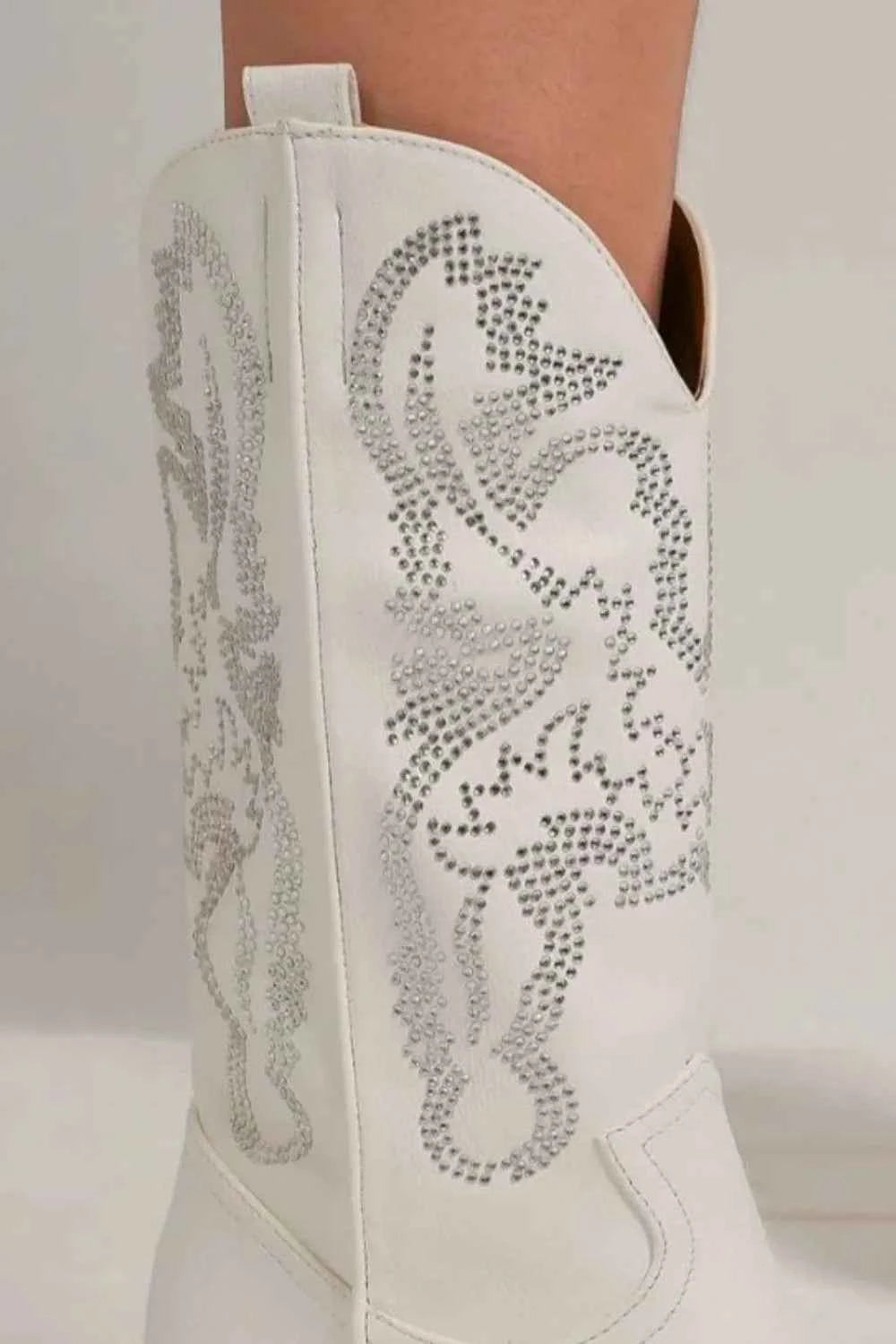 Bottes à bout pointu strass avec élégants détails scintillants - DevilShop