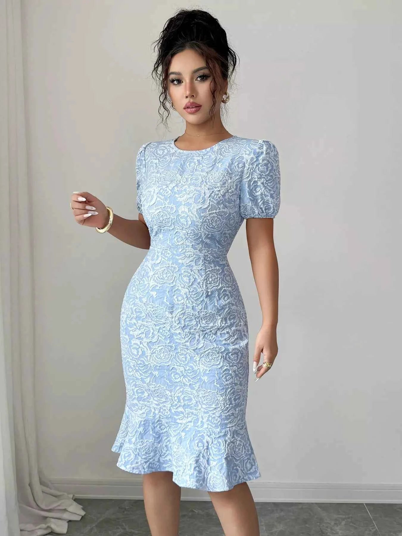 Rose Jacquard Bodycon Dress with Puff Sleeves