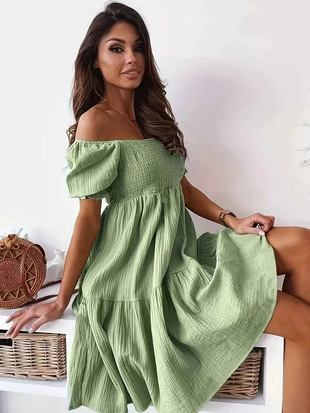 Robe à volants épaules dénudées avec manches courtes - DevilShop
