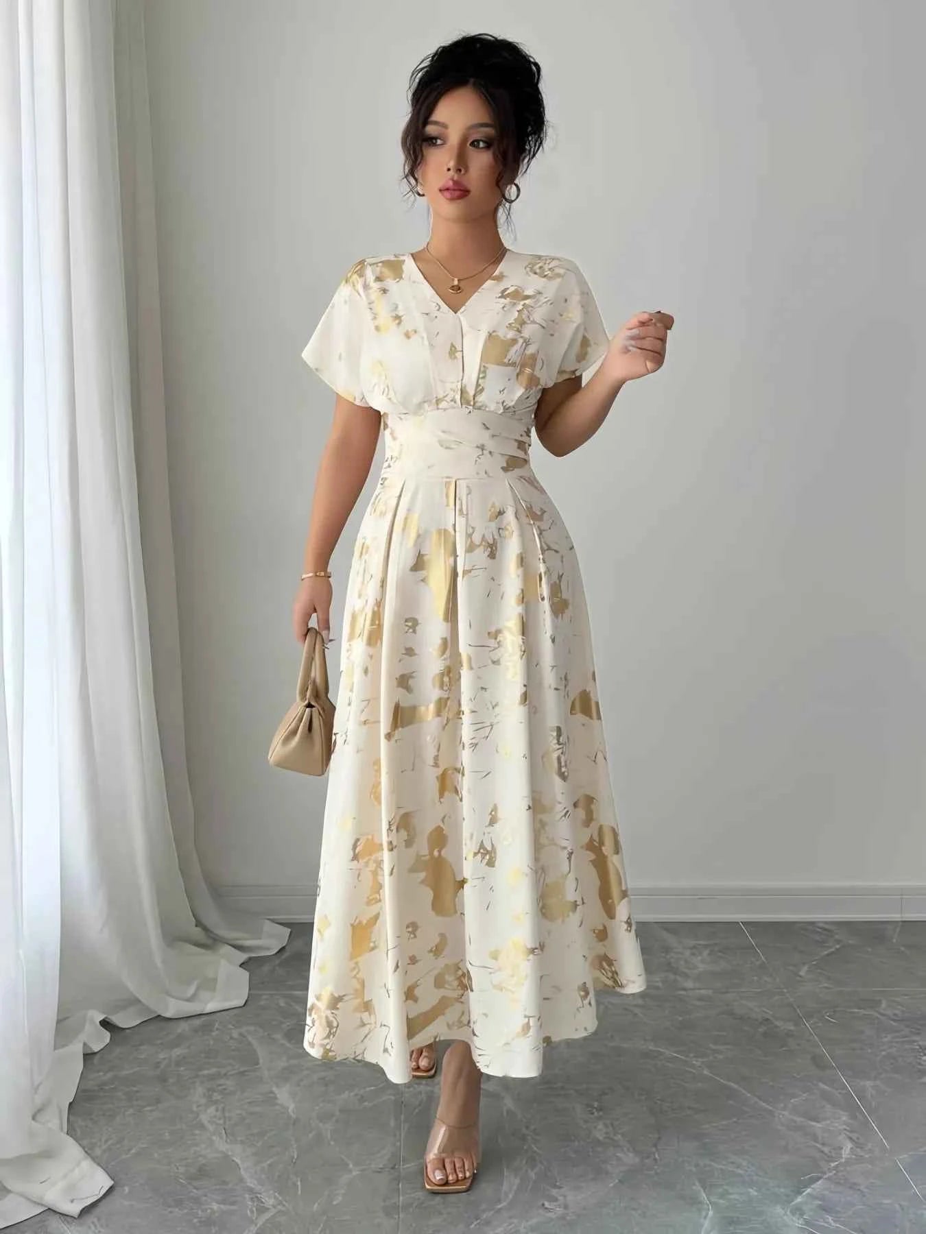 Printed V-Neck Short Sleeve Dress - DevilShop