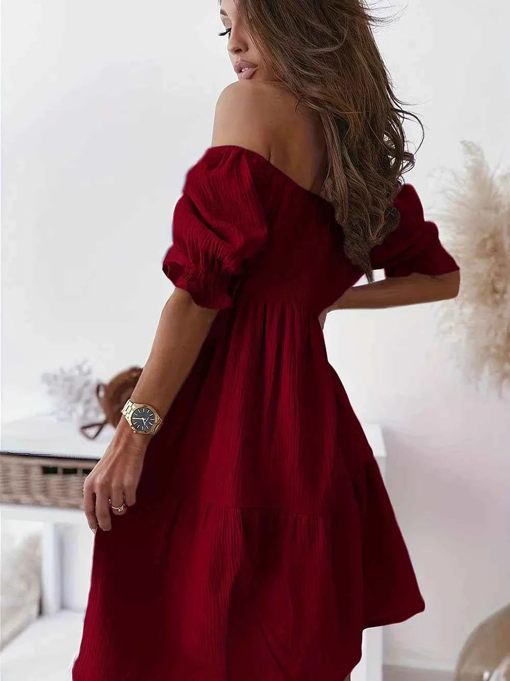 Robe à volants épaules dénudées avec manches courtes - DevilShop