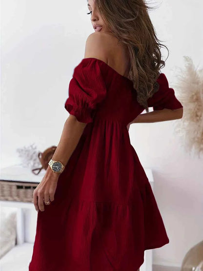 Robe à volants épaules dénudées avec manches courtes - DevilShop
