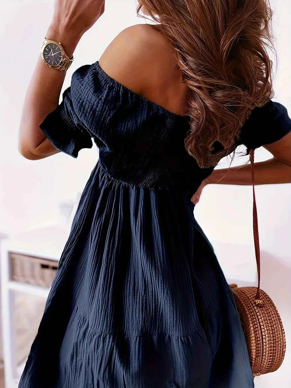 Robe à volants épaules dénudées avec manches courtes - DevilShop