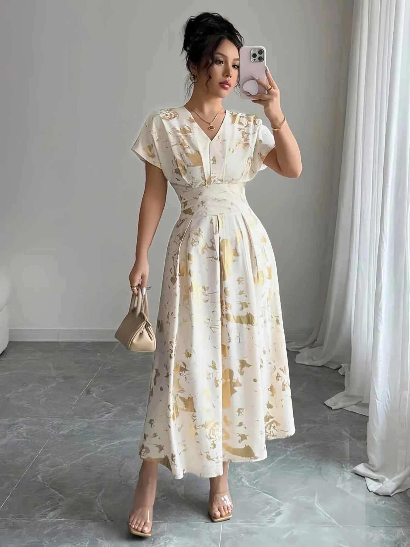 Printed V-Neck Short Sleeve Dress - DevilShop